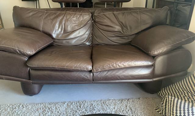 Mobilier canapé en cuir
