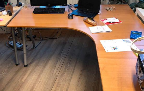 Mobilier bureaux à donner