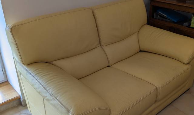 Mobilier canapé 2 places cuir