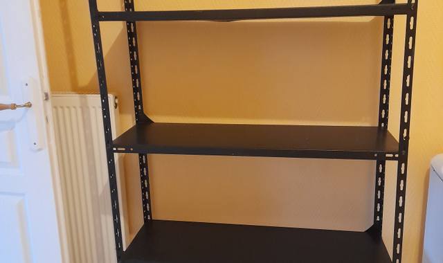 Mobilier etagere en metal