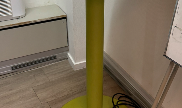 Mobilier mange debout bois / metal