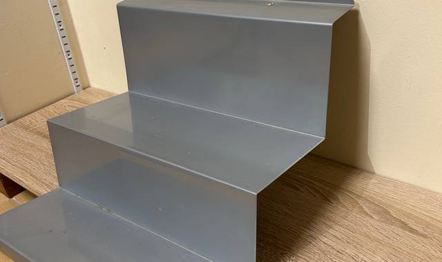 Mobilier 5 Etagers CD Ikea en métal