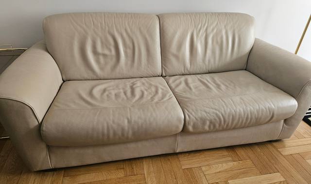 Mobilier banquette lit en cuir