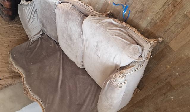 Mobilier canapé 3 places