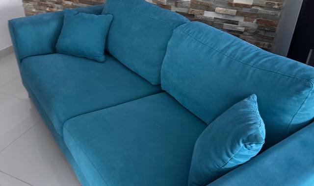 Mobilier deux canapés à donner