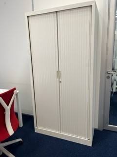 Mobilier armoires de bureau à rideaux