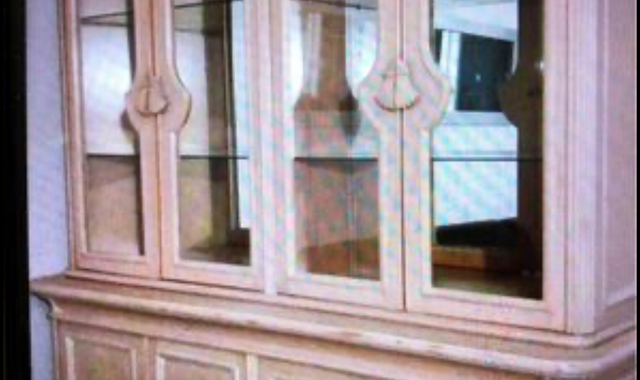 Mobilier meuble ceruse vitrine