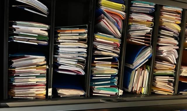 Mobilier 4 armoires de bureau