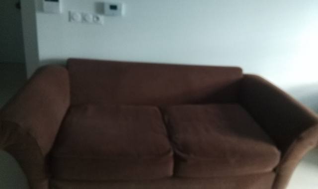 Mobilier canapé 3 places en velours côtelé Marron - Bon état général