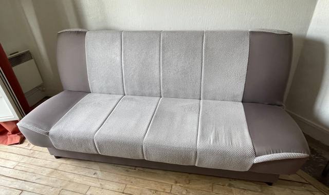 Mobilier je donne un clic clac convertible neuf