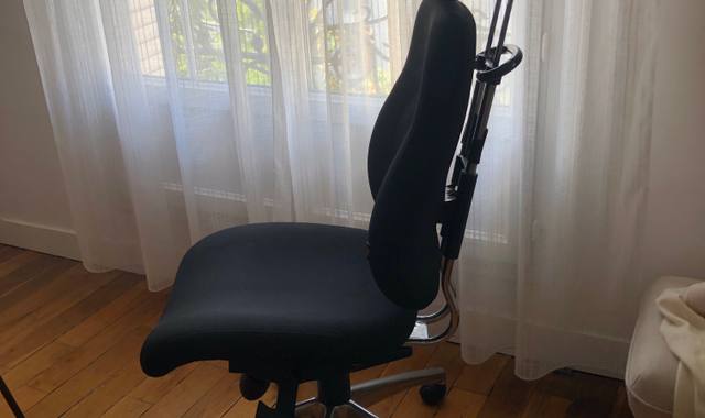 Mobilier fauteuil de bureau en bon état
