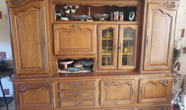 Mobilier buffet en très bon état