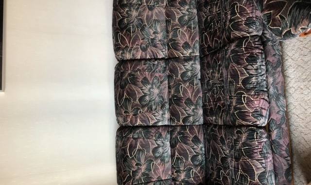 Mobilier canapé et 2 fauteuils