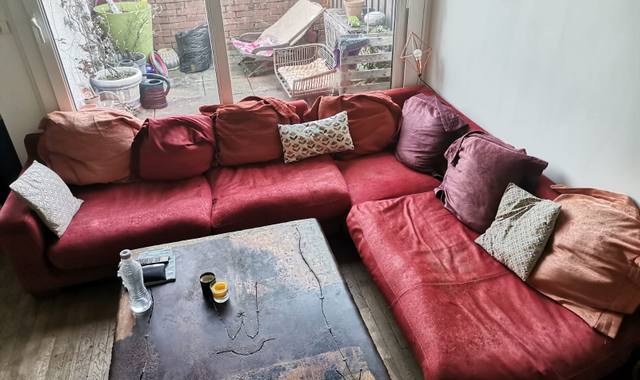 Mobilier canapé bon état "grand"