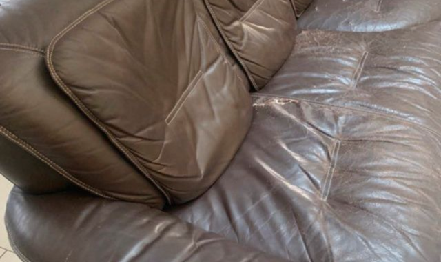 Mobilier fauteuils en cuir