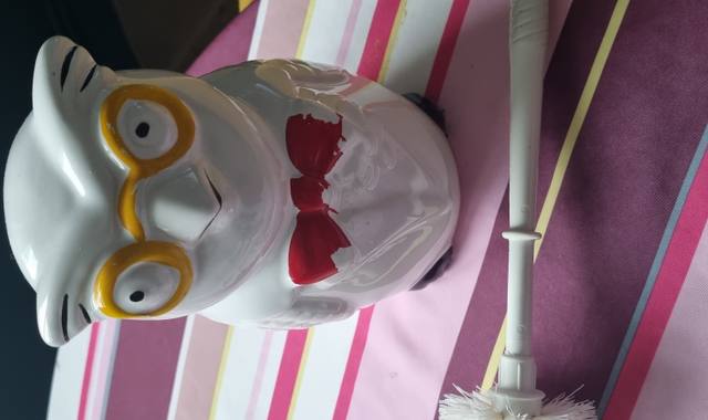 Mobilier brosse toilette