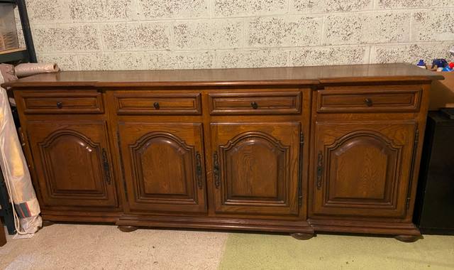 Mobilier buffet en bois