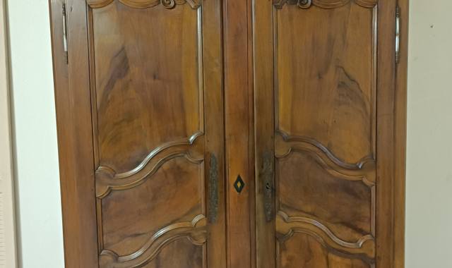 Mobilier armoire normande ancienne