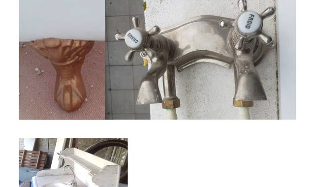 Mobilier baignoire en fonte et meuble de toilette