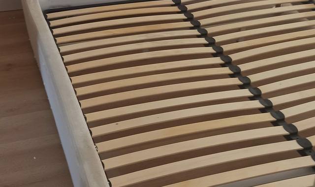 Mobilier lit 2 places avec sommier pour matelas 160
