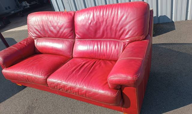 Mobilier canapé en cuir