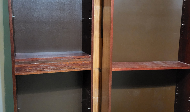 Mobilier 2 étagères Ikea Billy couleur marron