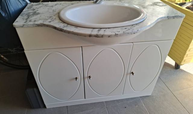 Mobilier meuble de salle de bain