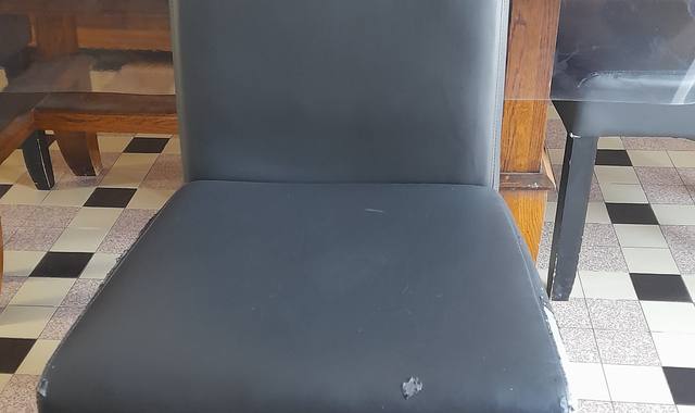 Mobilier chaises ( 6 )