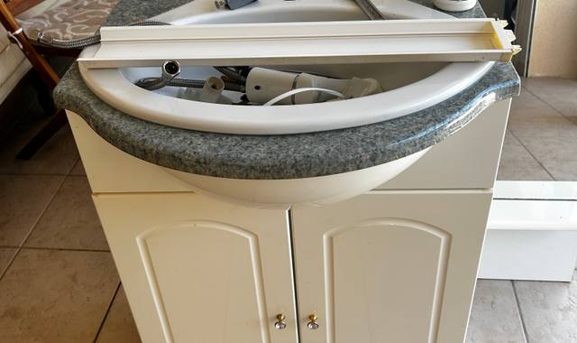 Mobilier vasque colonne miroir salle de bain