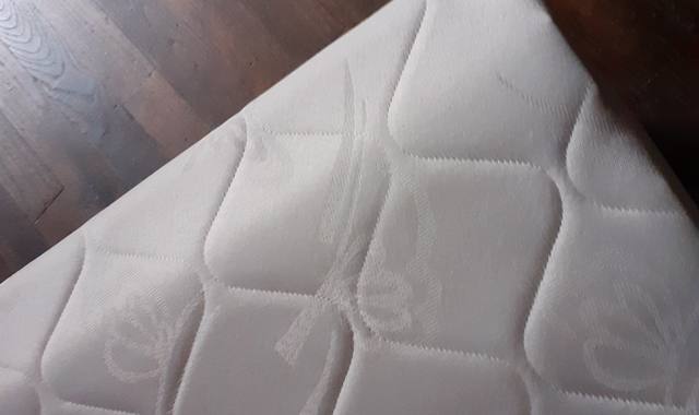Mobilier 3 sommiers matelas 1 en 140 cm, 2 en 90 cm : BONNE NUIT !