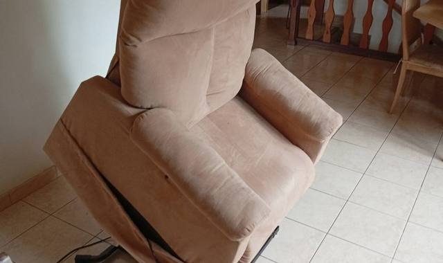 Mobilier Fauteuil releveur electrique