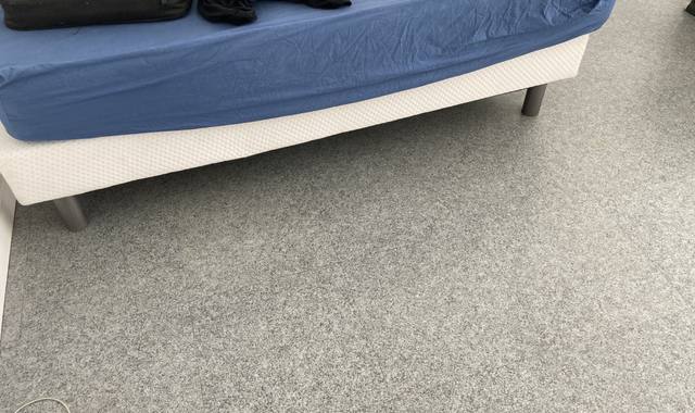 Mobilier sommier très bon état pour matelas 140 sur 190