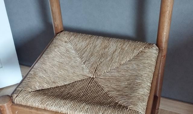 Mobilier 4 chaises en bois + paille (couleur miel)