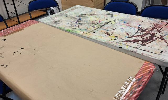 Mobilier tables et chaises de cours