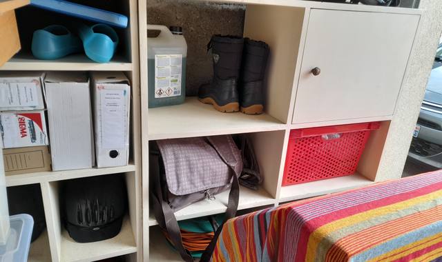 Mobilier 2 étagères en bois