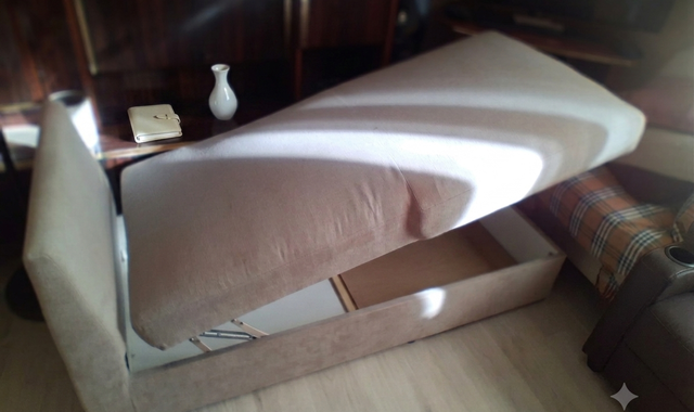 Mobilier canapé d'angle lit