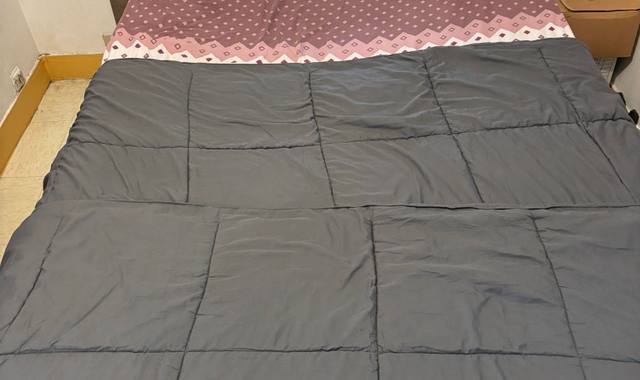 Mobilier lit armoire fauteuil canapé