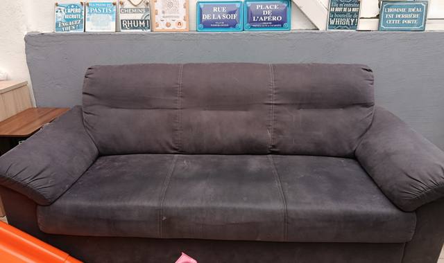 Mobilier canapé 3 places Ikea gris anthracite non convertible