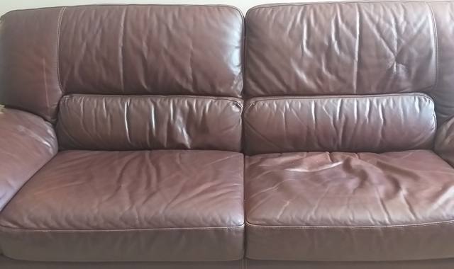 Mobilier canapé en cuir