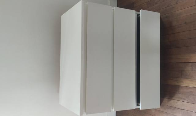 Mobilier commode blanche Ikéa Malm 3 tiroirs