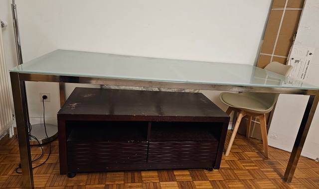 Mobilier table à manger IKEA et meuble Maisons du Monde