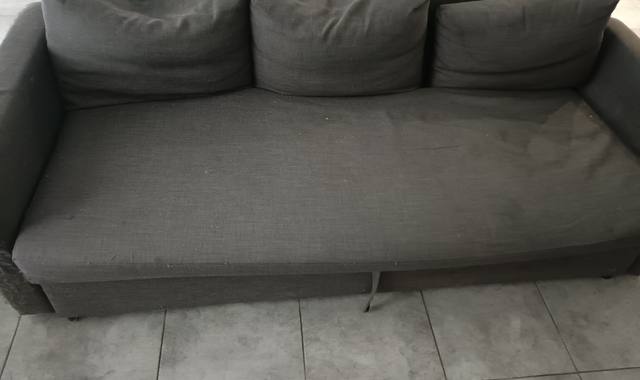 Mobilier canapé griffé
