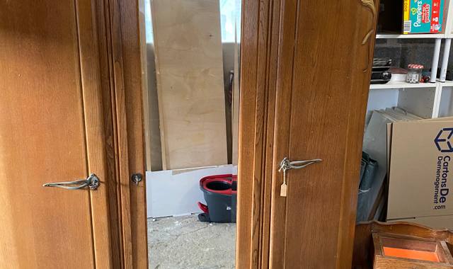 Mobilier chambre à. Ou her