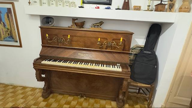 Musique, CD, Vinyle piano traditionnel de la marque GAVEAU