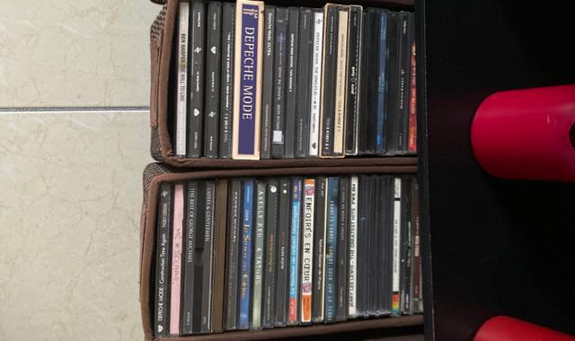 Musique, CD, Vinyle quatre caisses de CD des années 90/2000