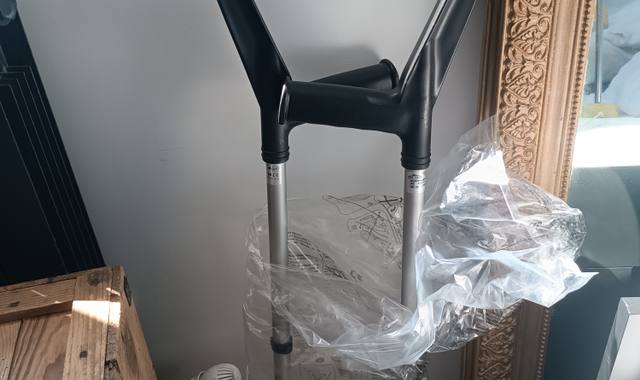 Sport béquilles - Cannes anglaises (neuves)