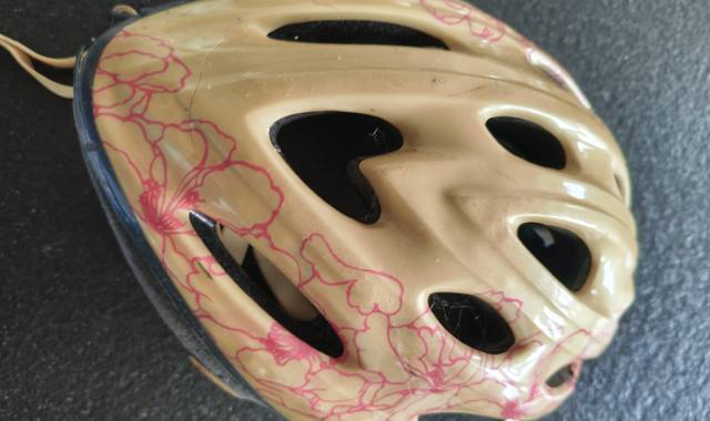 Sport casque vélo et chaussures vtt