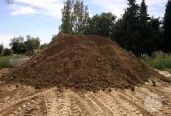 Terre et gravats terre de remblais
