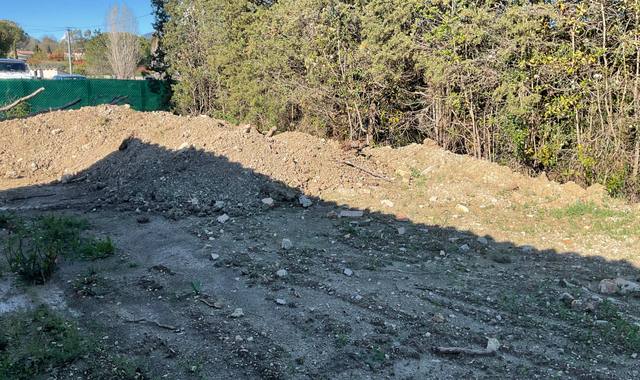 Terre et gravats terre de terrassement