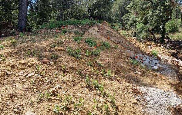 Terre et gravats terre sur Aubagne